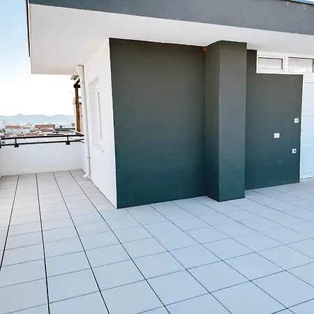 Branimir 2 Bed, 1 Bath In * Zadar