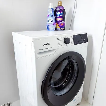 Branimir 2 Bed, 1 Bath In Apartment