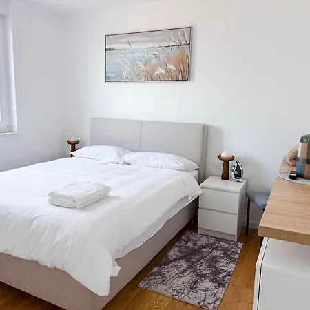 Branimir 2 Bed, 1 Bath In